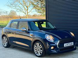 MINI Hatch 1.5 Cooper Seven Auto